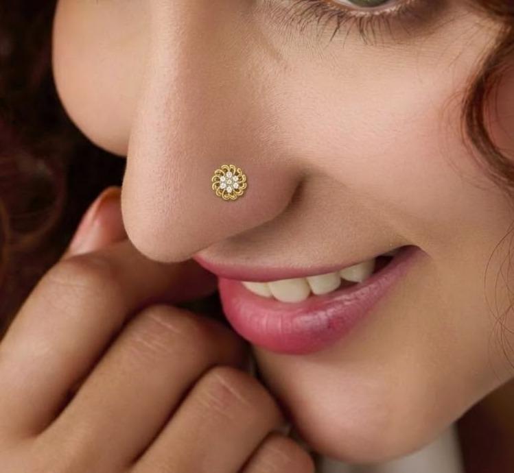 The Floral Blossom Diamond Nose Pin